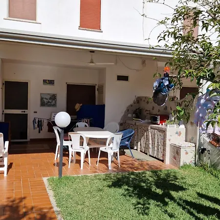 Szálloda Relax Village Ovile la Marinella